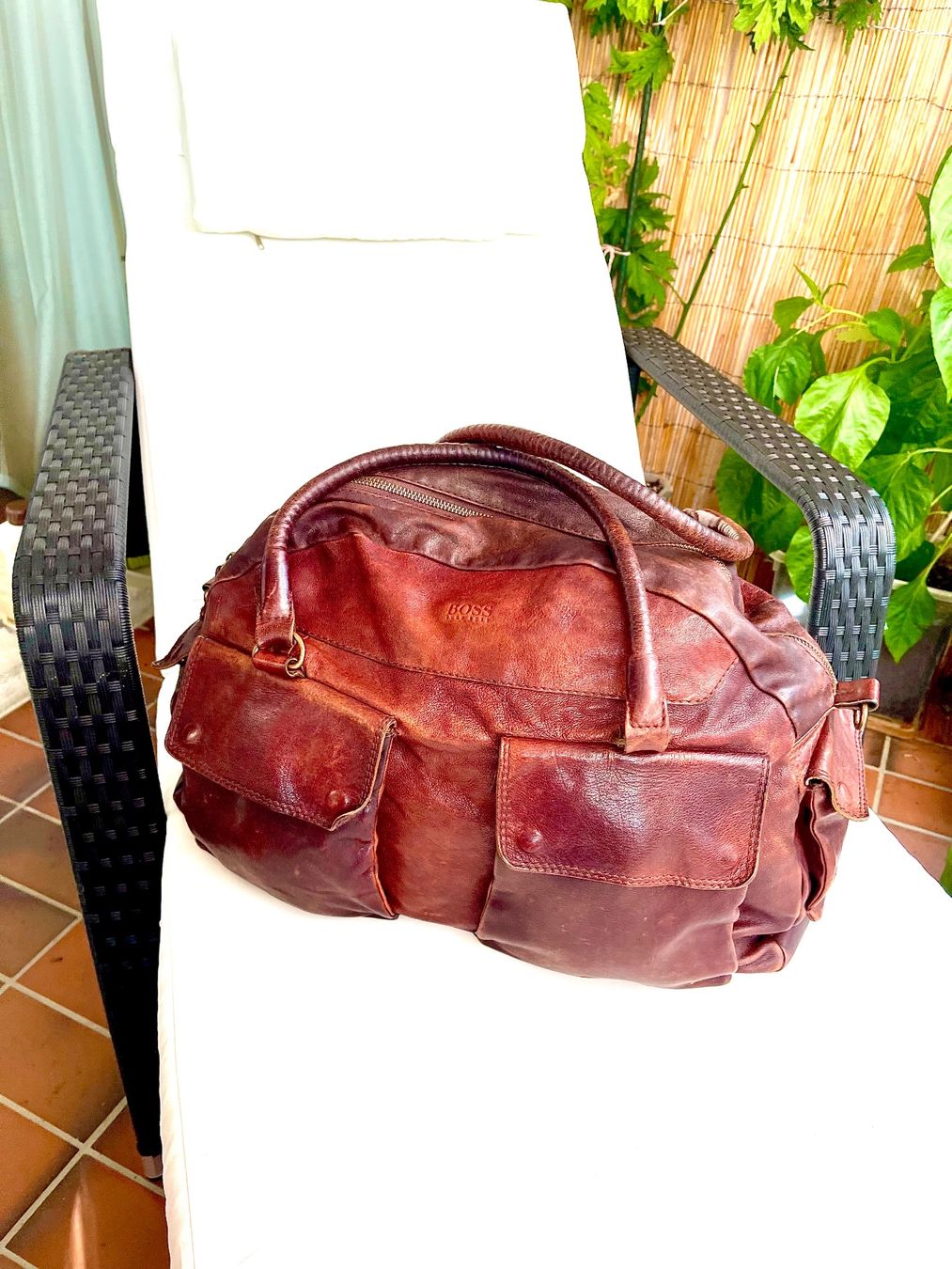 Hugo Boss Borse: Hugo Boss men leather bag – Usato da Zürich venduto da Laur29 1