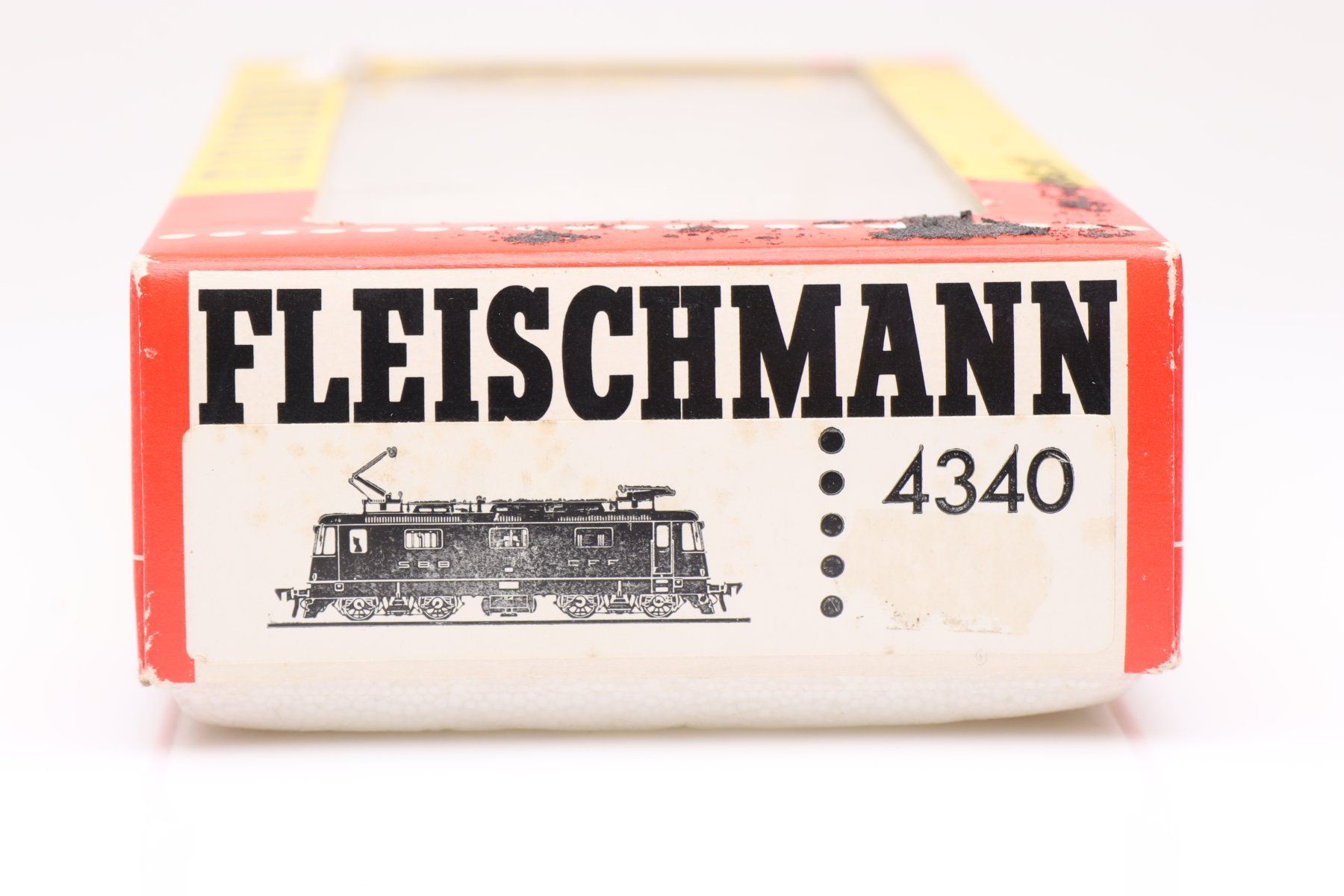 Fleischmann Modelleisenbahnen: Fleischmann 4340 SBB Re 4/4" grün DC, H0 – Gebraucht aus Ried (Muotathal) von Modellbahn.swiss 4