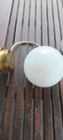 Applique lampada globo vetro ottone vintage 1970 circa