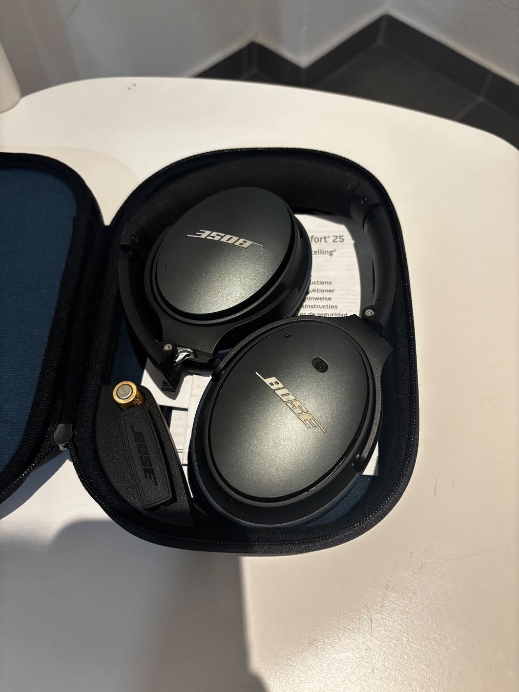 Bose Cuffie: Bose QuietComfort 25 Kopfhörer Schwarz – Usato da Zürich venduto da len_c58x