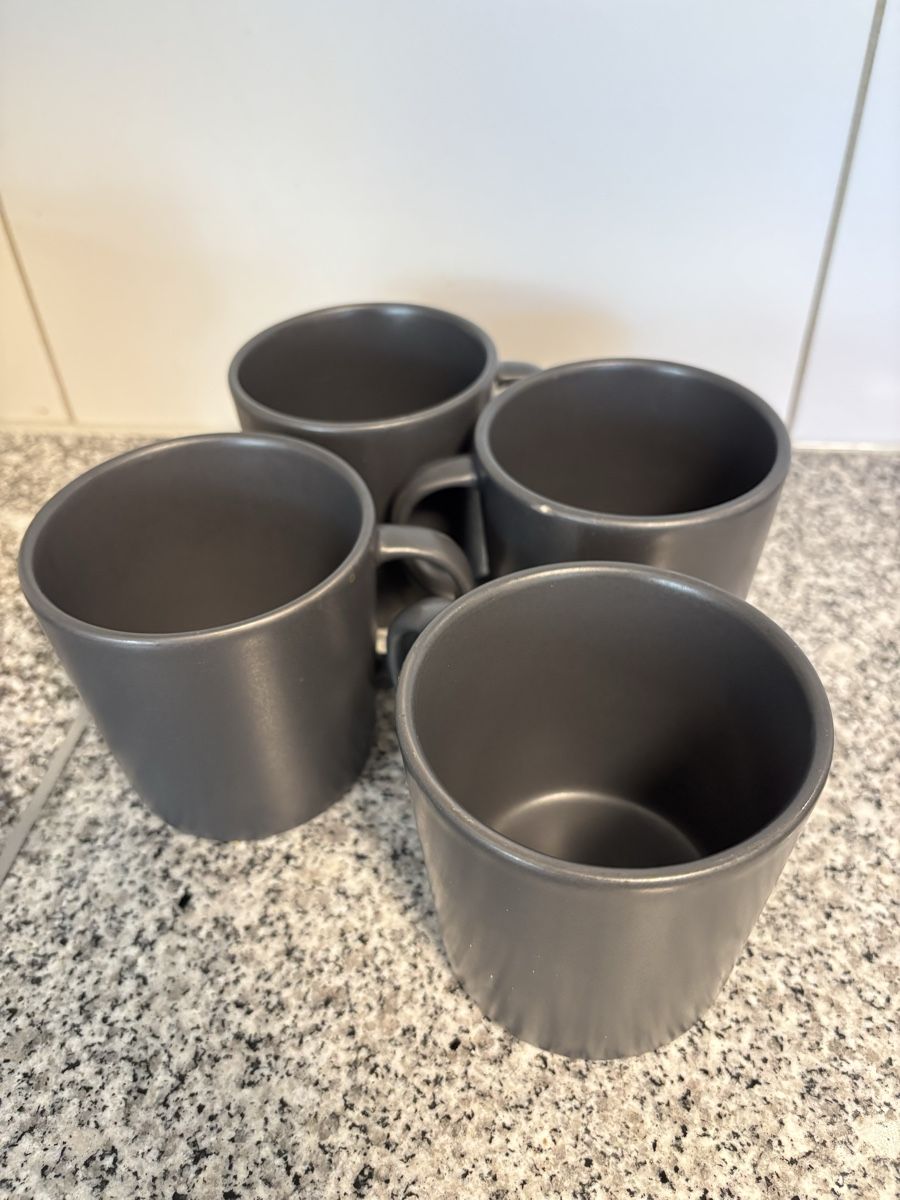 Ikea Tassen: IKEA DINERA SCHWARZ - 4  – Gebraucht aus Effretikon von mer_q6hc 1