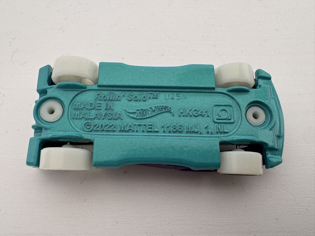 Hot Wheels Modellini d'auto: Hot Wheels Auto, Rollin' Solo, Lila-Blau – Nuovo (secondo la descrizione) da Oberhasli venduto da digital-capture 1