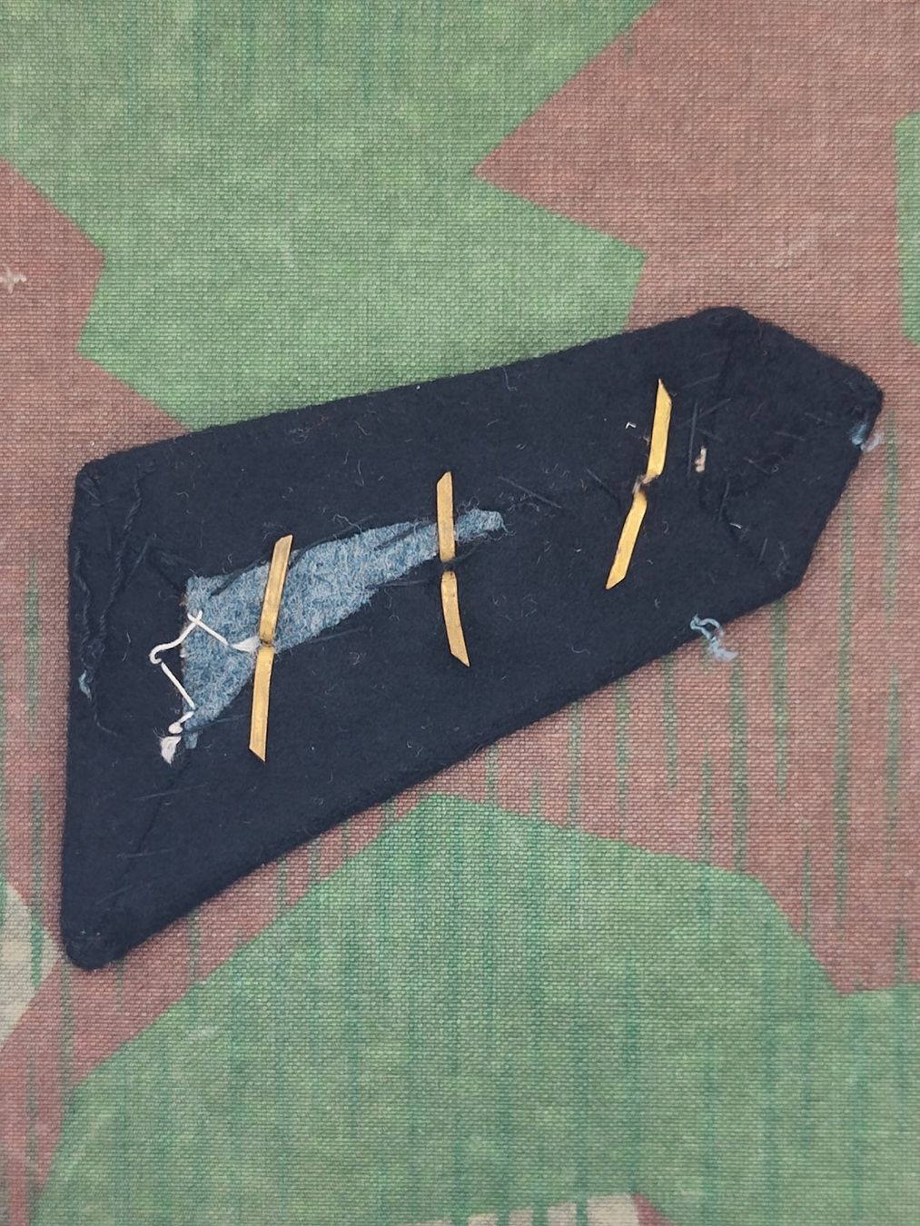 Schweizer Armee Plaketten & Abzeichen: Kragenpatte Ord. 1940 Hauptmann – Gebraucht aus Bauma von SwissMilitaria 1