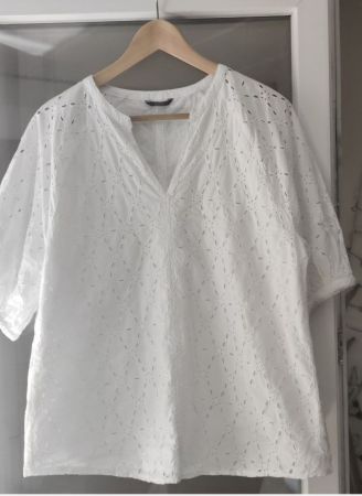 Edle, wunderschöne weisse Bluse Gr.42