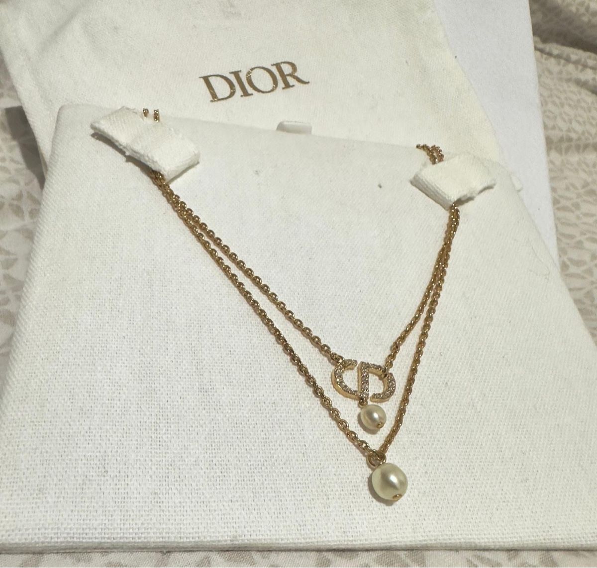 Dior Ketten: Collier Dior double chaîne perles et CD plaqué or – Gebraucht aus La Chaux-de-Fonds von que_5ydg 4