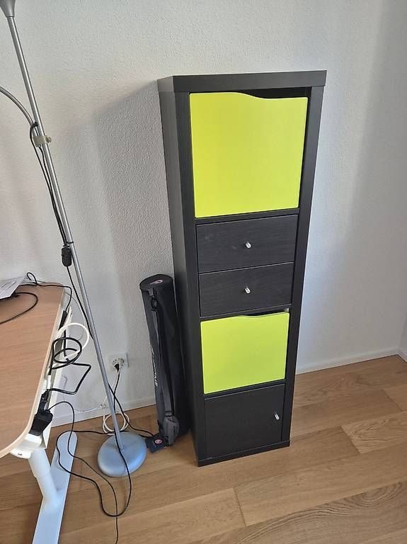 Scaffali: Ikea Kallax Schrank  – Usato da Wallisellen venduto da vio_k9bb