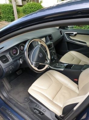 Volvo Automobili: Volvo V60 2T,  203  PS, Leder, Sitzheizung, Automatic – Usato da Muttenz venduto da AbduM 2