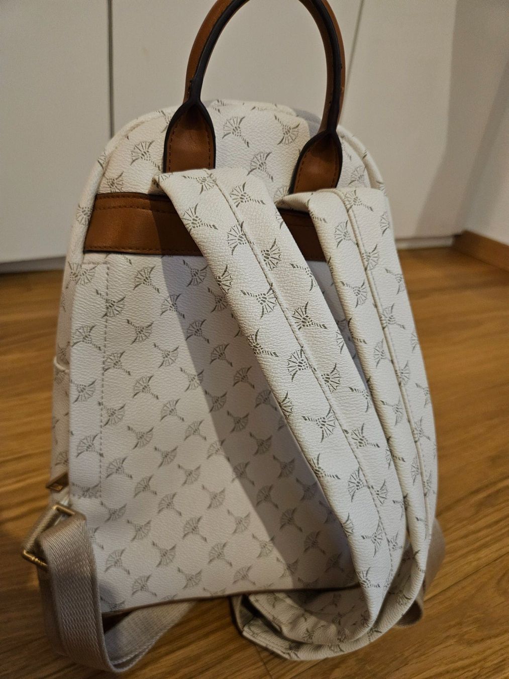 Joop Zaini: Joop Rucksack – Usato da Hünenberg venduto da lexli06 1