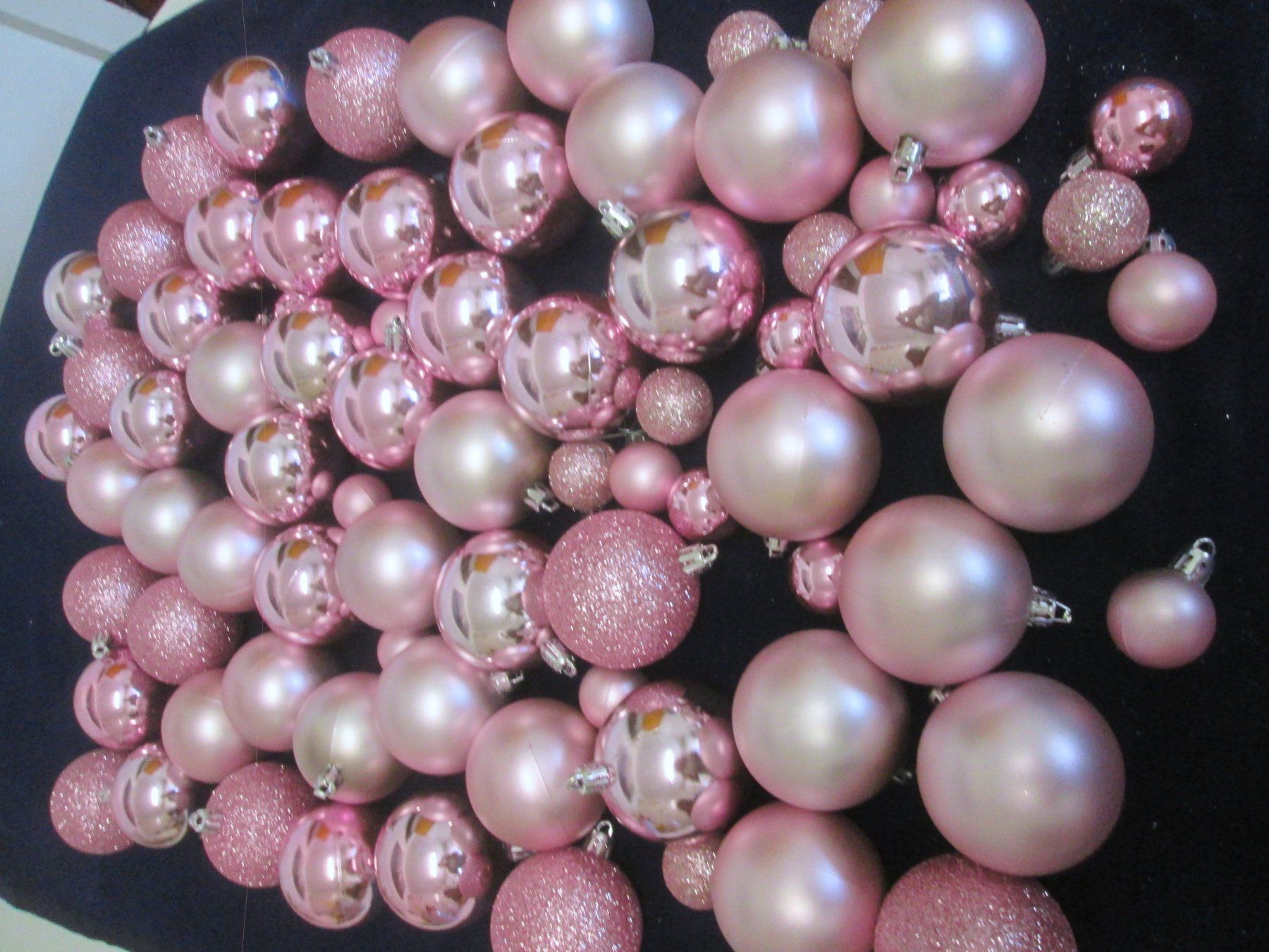 Tutte le decorazioni: 76 Kunststoffkugeln – Usato da Sementina venduto da babucia