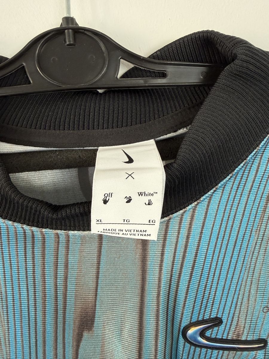 Off-White T-shirt: OFF-WHITE x Nike Shirt – Nuovo (secondo la descrizione) da Zürich venduto da sh1000 4