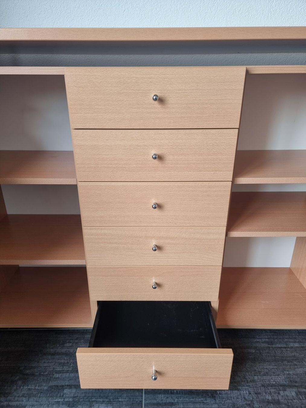 Cassettiere: Schönes Sideboard mit Schubladen und Ablagefläche – Usato da Buchrain venduto da Xaro01 2