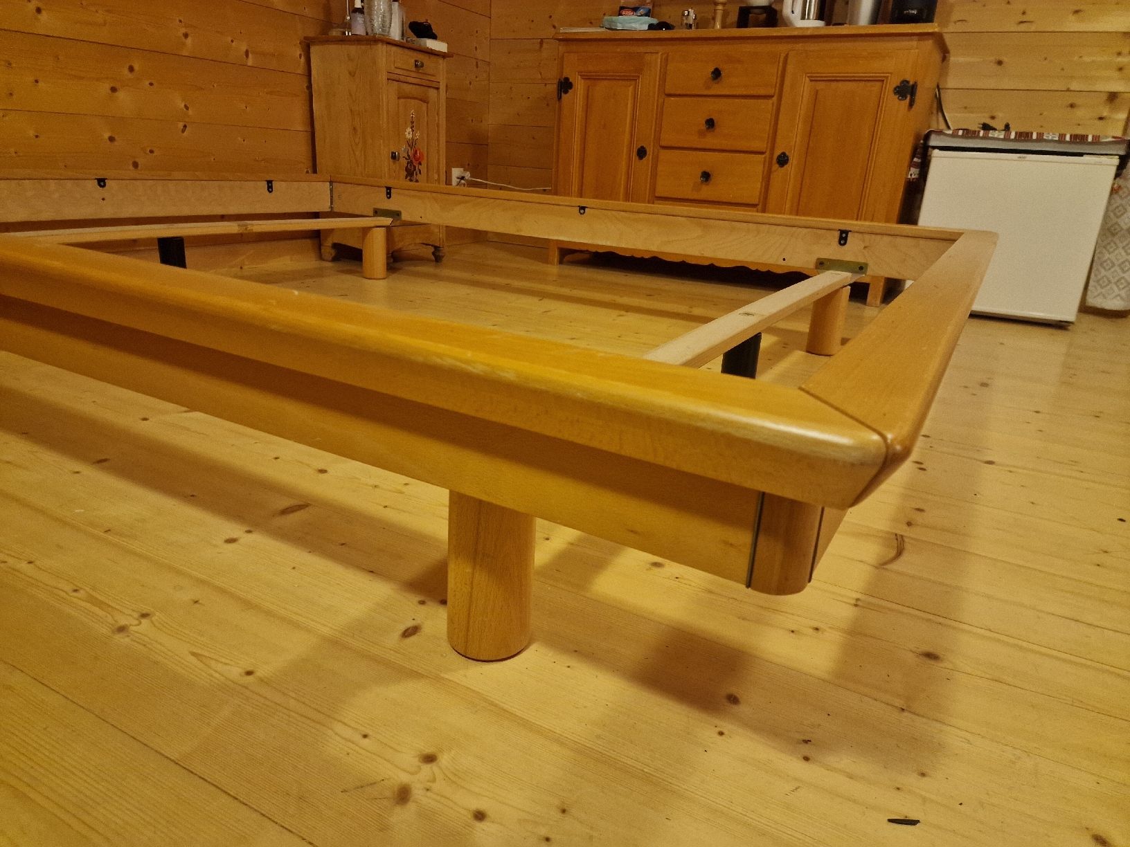 Letti: Bettgestell 160x200 – Usato da Langnau am Albis venduto da Spusili