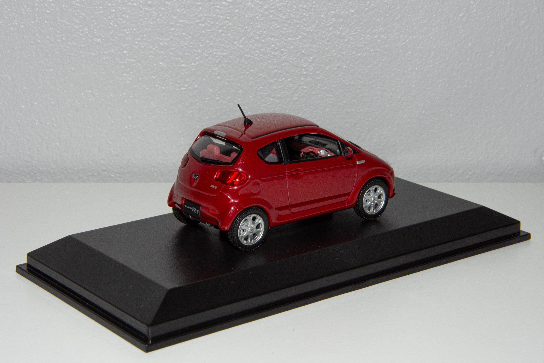 Subaru Modellautos: Subaru R1 NOREV (1/43) – Neu und originalverpackt aus Genève von auto_miniatures 1