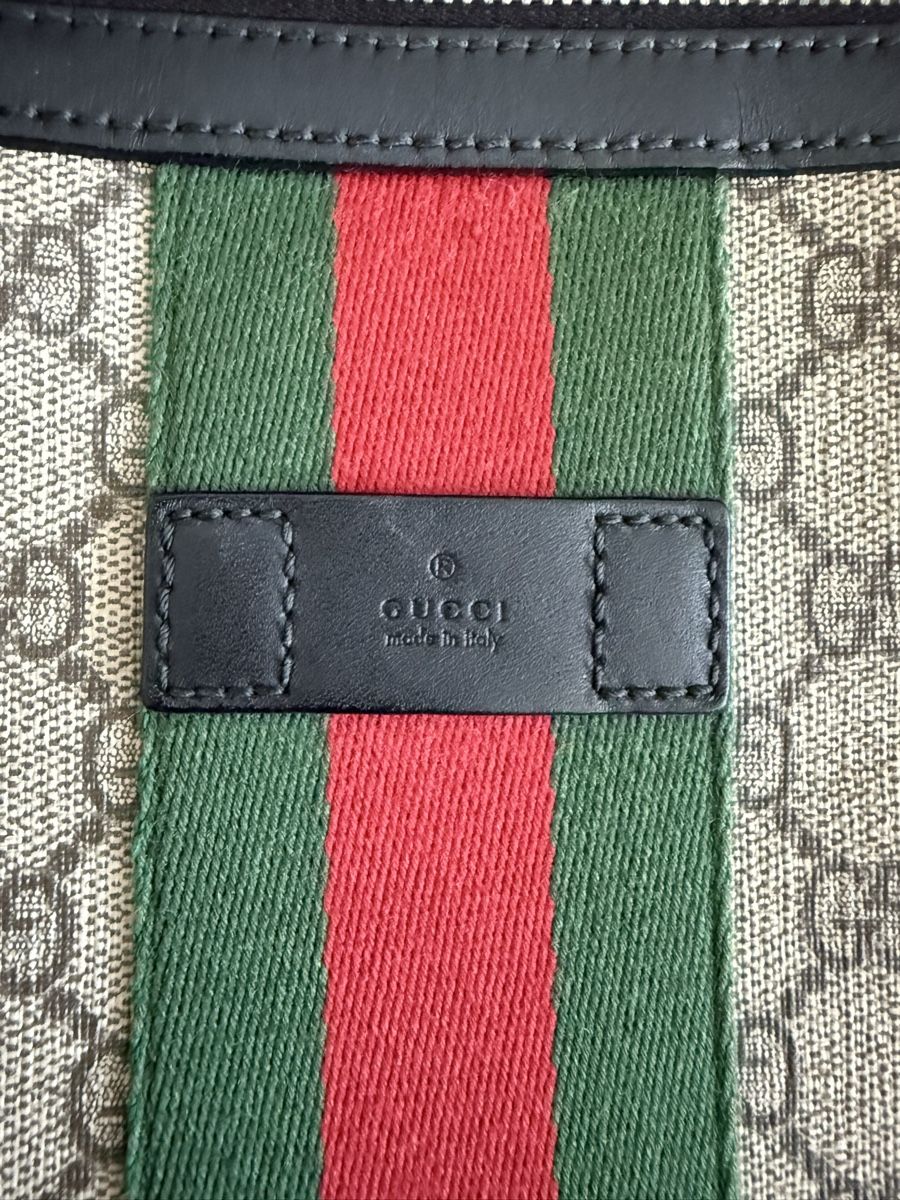 Gucci Borse: Gucci Umhängetasche – Usato da Herisau venduto da Antonys 1