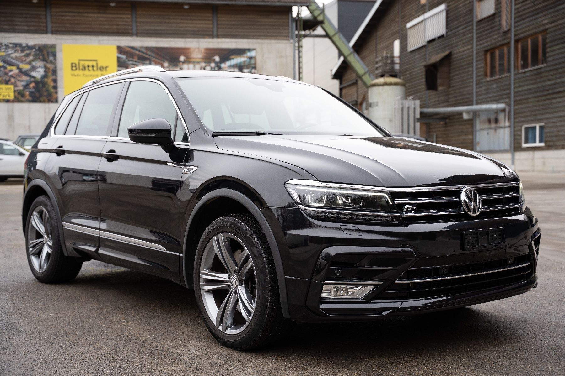 VW Automobili: VW Tiguan 2.0 4m R-Line – Usato da Affeltrangen venduto da AutoZentrumAG