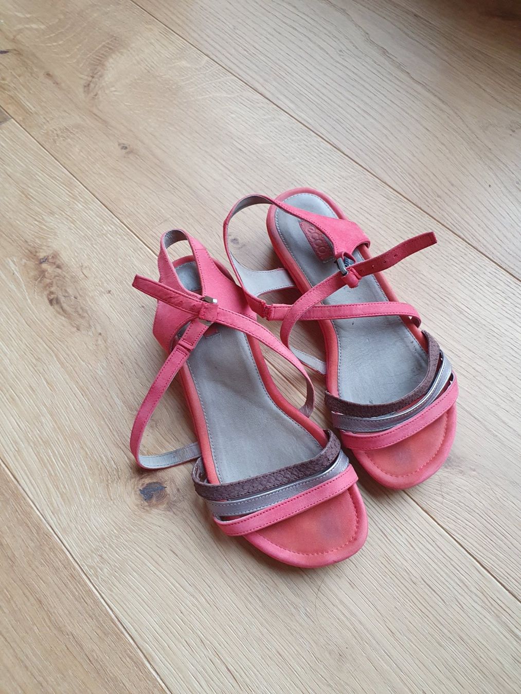 Ecco Scarpe da donna: Ecco Sandalen Gr. 35 in koralle – Usato da Altdorf UR venduto da Louisismyfavorite