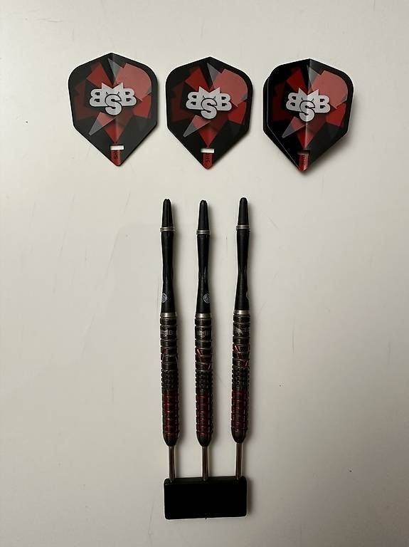 Freccette: Dartpfeile Michal Smith Defiant 23g – Usato da Ebmatingen venduto da Svenushka