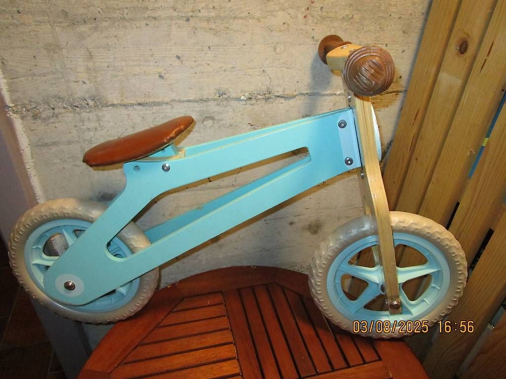 Pédale Droite Notario Ancienne Pour Vélo Enfant - Neuve Avec Traces De Stockage