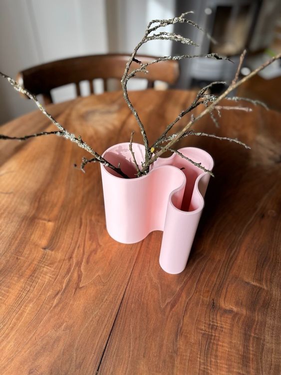 Loberon Vase „Gilberta“ – Antiksilber, 44 Cm Hoch | Aluminiumguss, Schlankes Design, Für Trocken- & Frischblumen