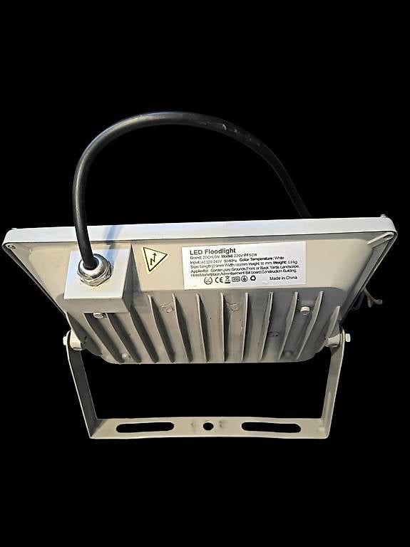 Lampade: LED-Strahler 50 W, 8Stk. – Usato da Abtwil SG venduto da Kastellan1 1