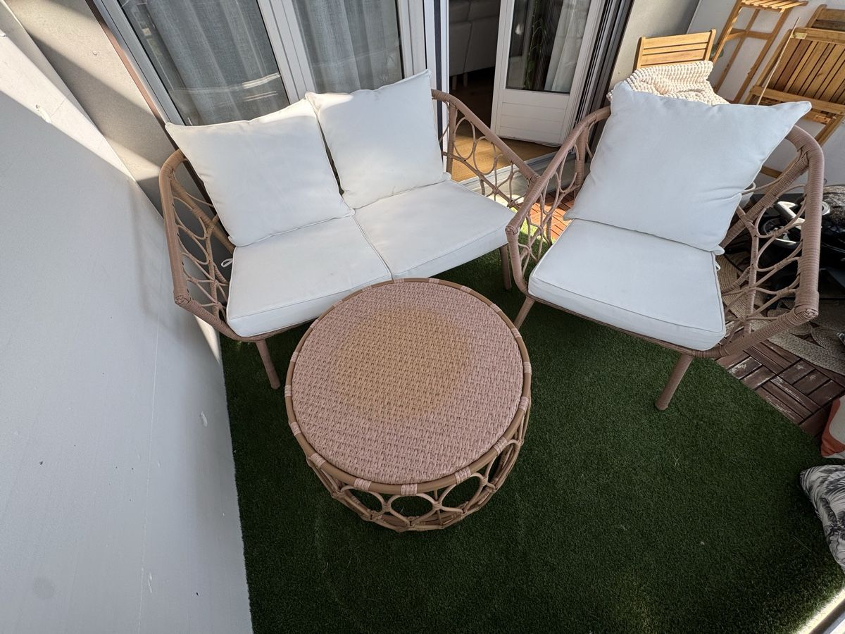 Livique Sofas: Lounge Set  – D'occasion à Thun par eli_qm6w 1