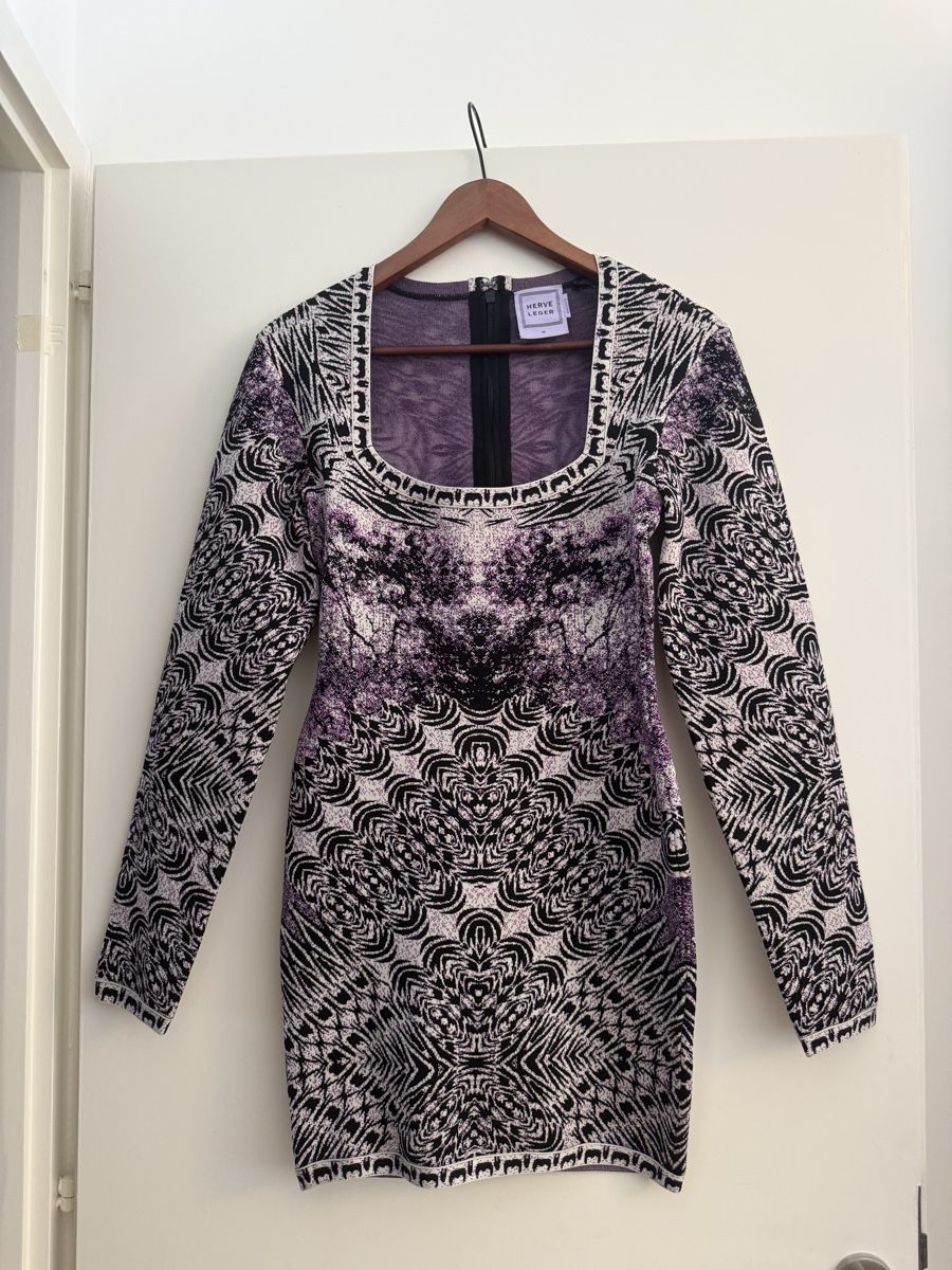 Robes: Robe HERVE LEGER imprimée violette taille M – Neuf (Voir description) à La Croix-de-Rozon par ben_9qlz