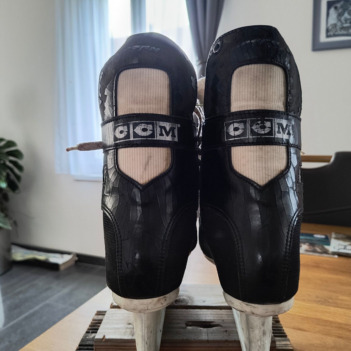 Ccm Pattini da ghiaccio: Schlittschuhe Gr.40/41 CCM – Usato da Obergösgen venduto da bea_cvf5 1