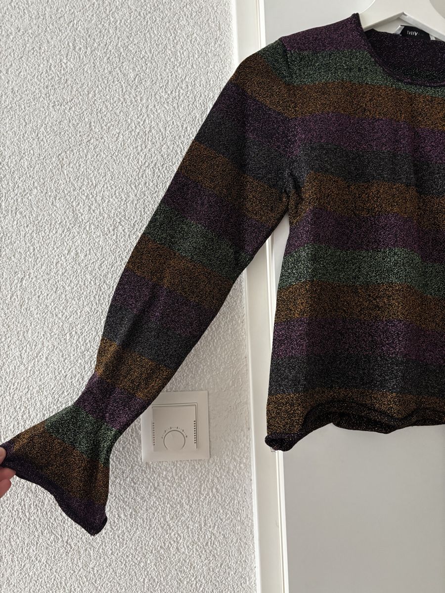 Zara Top: Glitzer Top mit Streifen – Usato da Basel venduto da Pepiteki 1