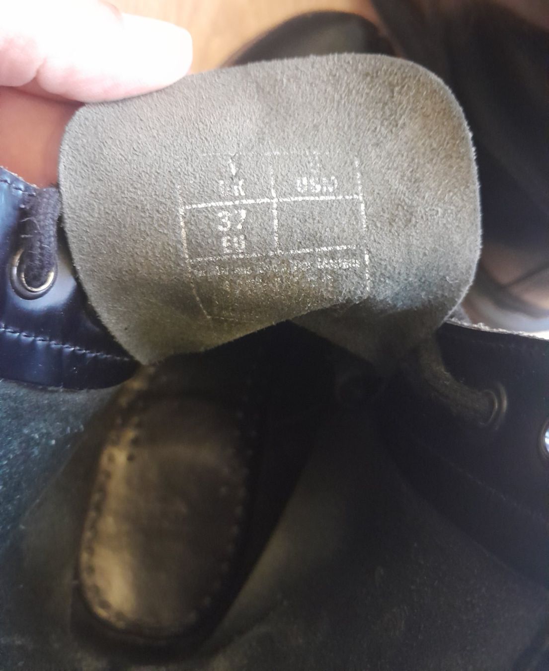 Dr. Martens Herrenschuhe: Dr. Martens 37 schwarz – Gebraucht aus Ostermundigen von Mar_67yy 1