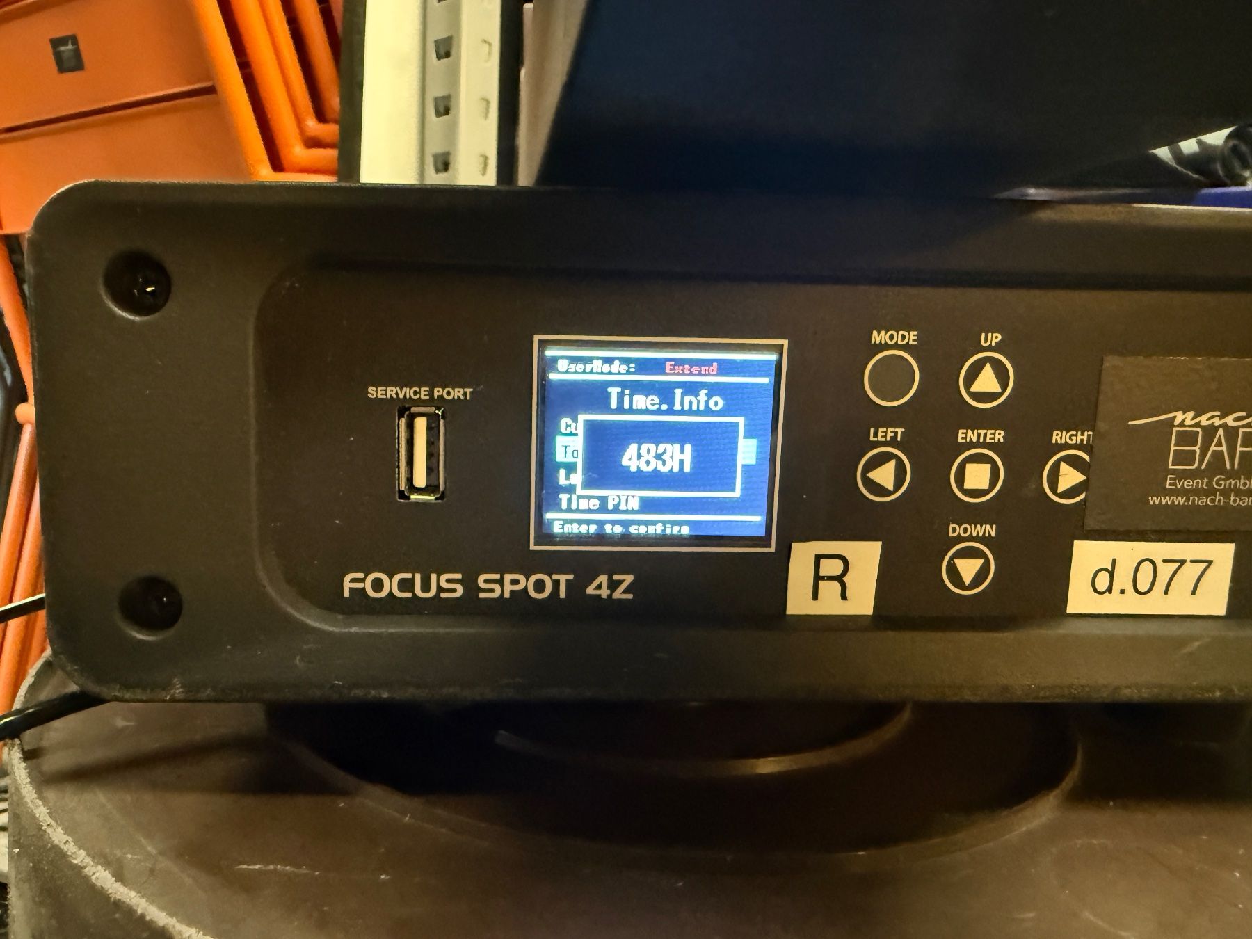 ADJ Lampade: 2 Moving Head ADJ Focus Spot 4Z – Usato da Lyss venduto da Nach-Bar 3