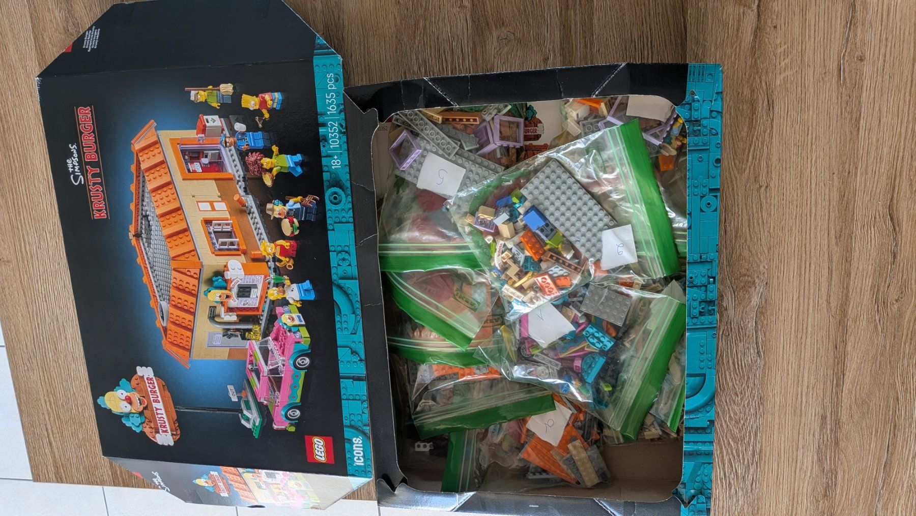 Lego Jeux de construction: Lego Simpson Krusty Burger – D'occasion à Bonstetten par Johanne_Lamalle 2