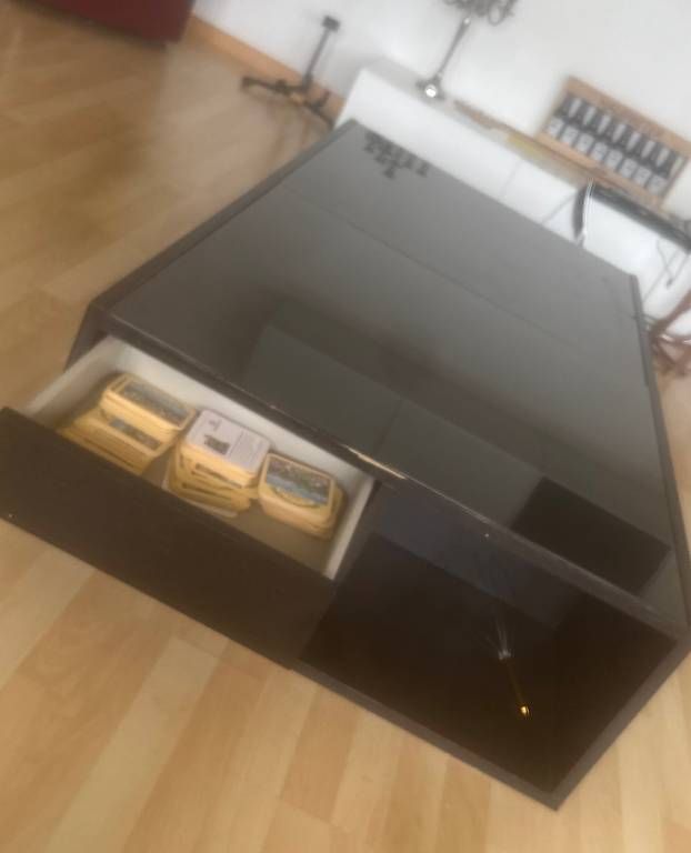 Tische: Couchtisch – Gebraucht aus Winterthur von yannbagur 3