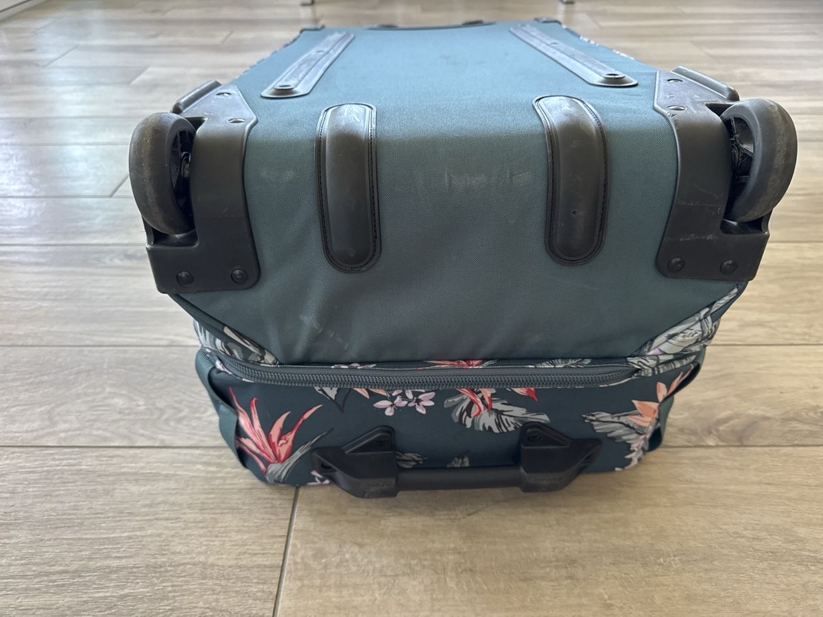 Dakine Reisekoffer: Reisekoffer Dakine Split Roller ca. 85L guter Zustand – Gebraucht aus Biberist von Bsetzistei11 7
