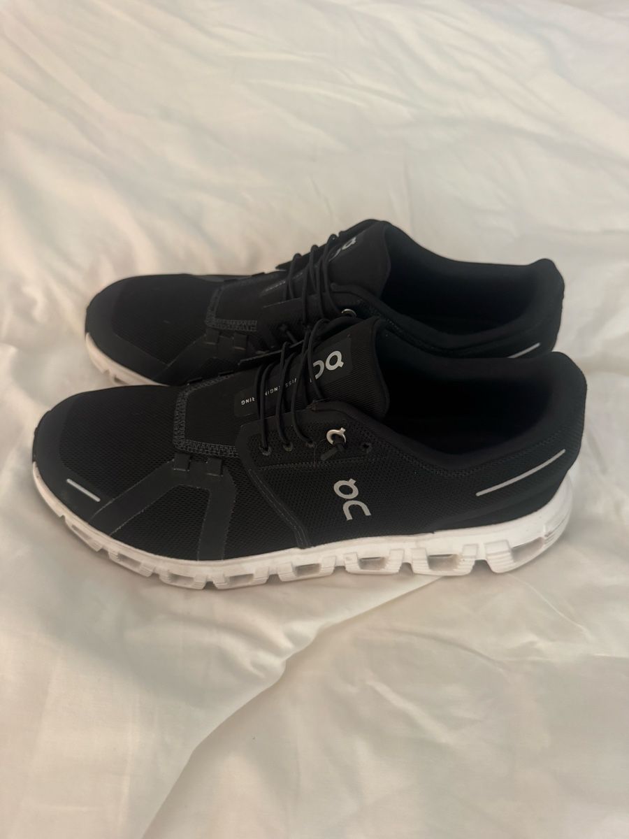 On Chaussures hommes: On Cloud 6 Grösse 43 – D'occasion à Rüschlikon par Karl.Stanau 1