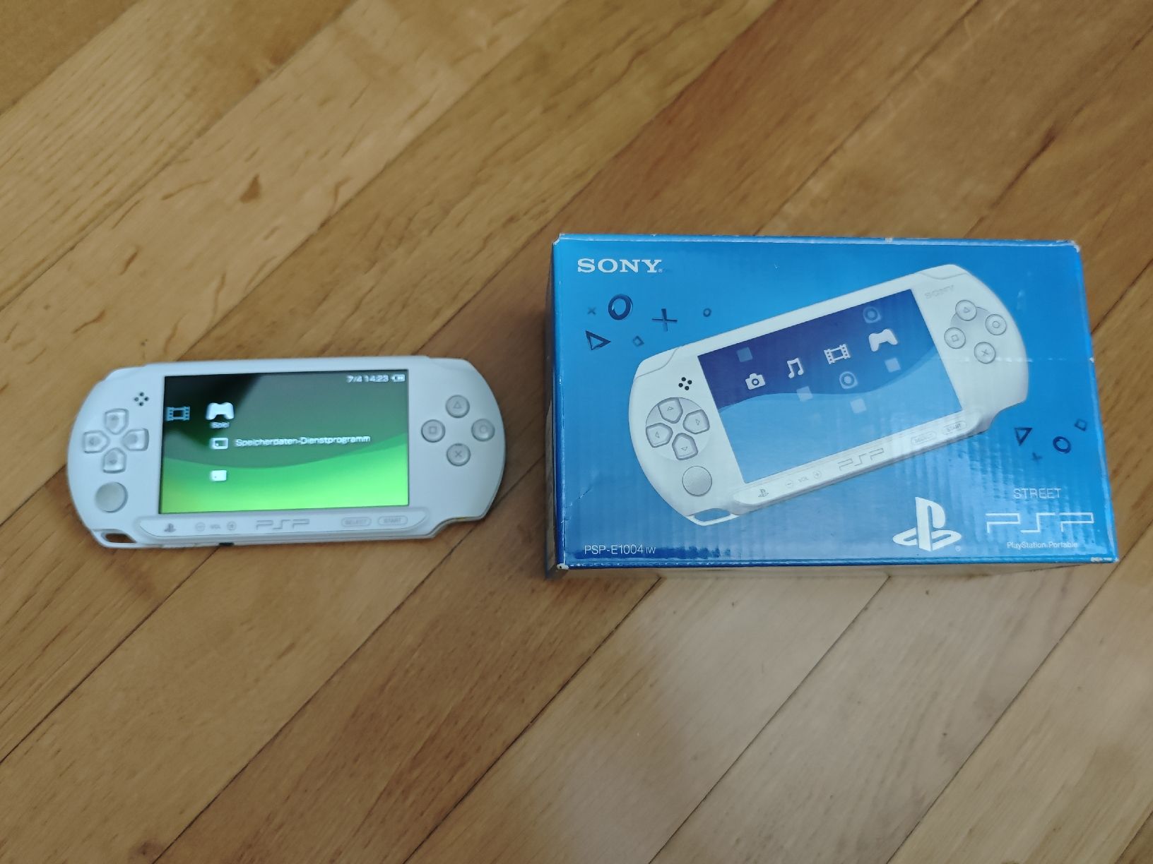 Sony Console: PSP Street weiss mit OVP – Usato da Bonstetten venduto da HemiEngine1969