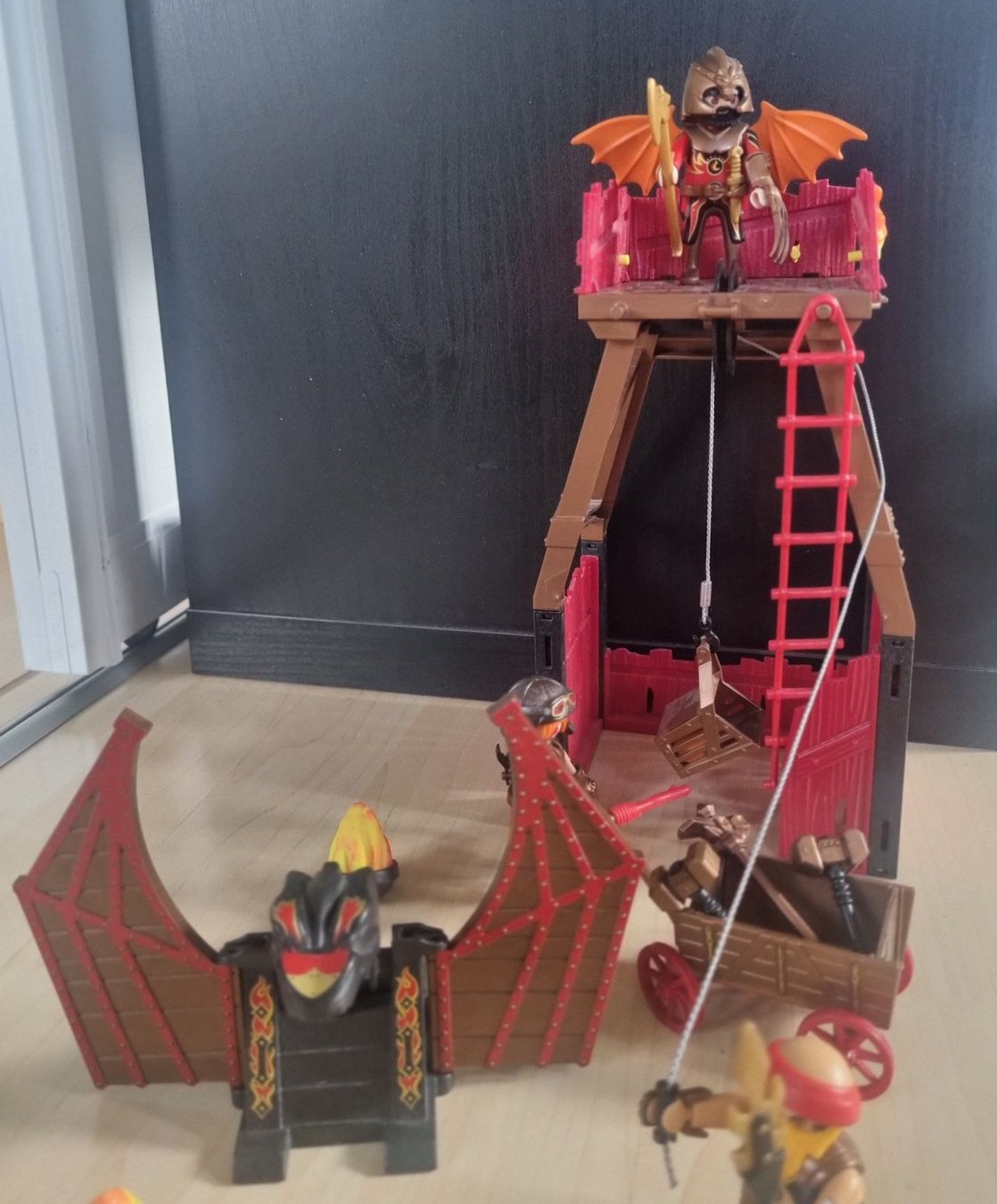 Playmobil Giocattoli: Novelmore Festung dunkle Seite – Usato da Richterswil venduto da Shian 2