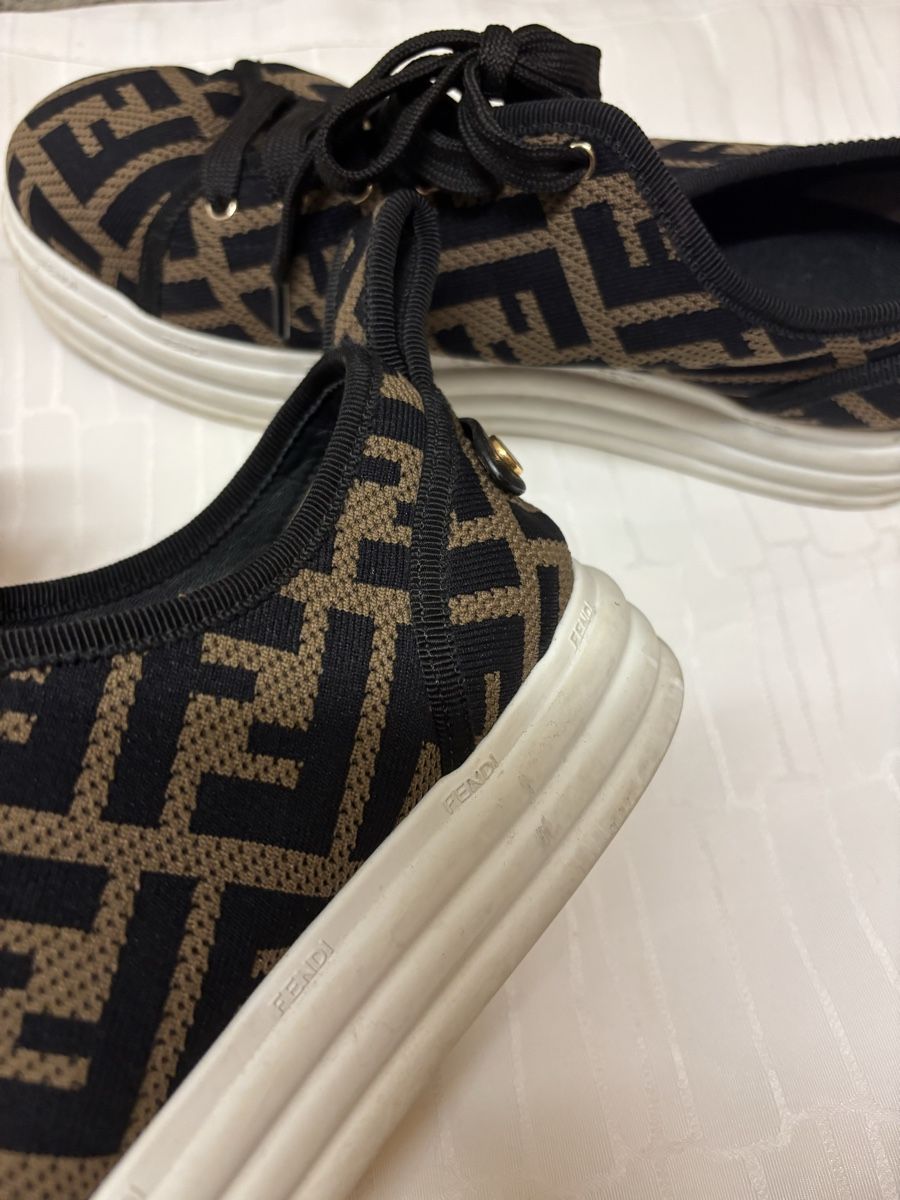 Fendi Scarpe da donna: Baskets Fendi monogramme noir marron – Usato da Prilly venduto da hei_5q56 1