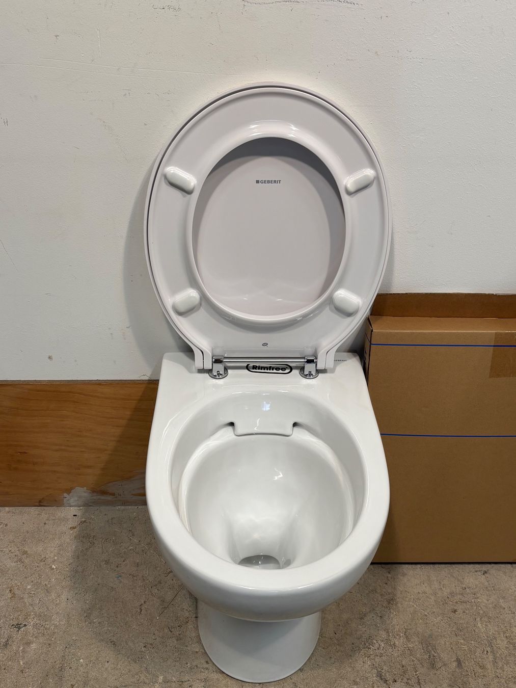 Geberit WC: Neue und ungebrauchte Geberit Toilette inkl. Sitz und Deckel – Gebraucht aus Winterthur von ReUse_Baumarkt 3