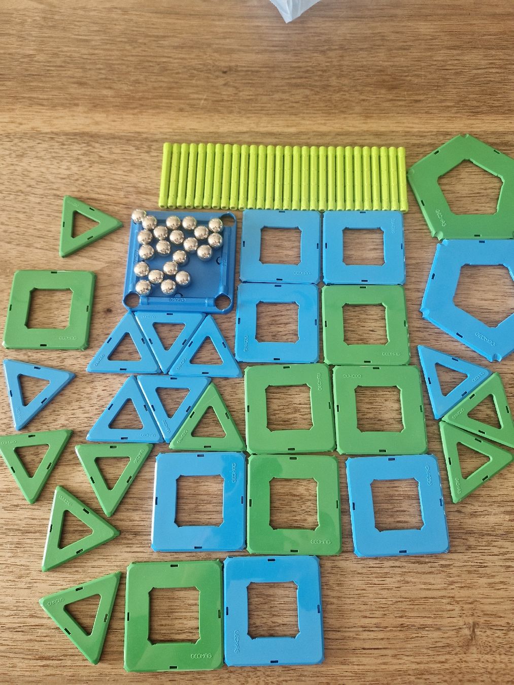 Geomag Spielzeuge: Geomag Magnetspiel – Gebraucht aus Rifferswil von stadelwolf