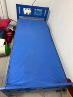 Kinderbett/ Juniorbettgestell mit Lattenrost und Matratze