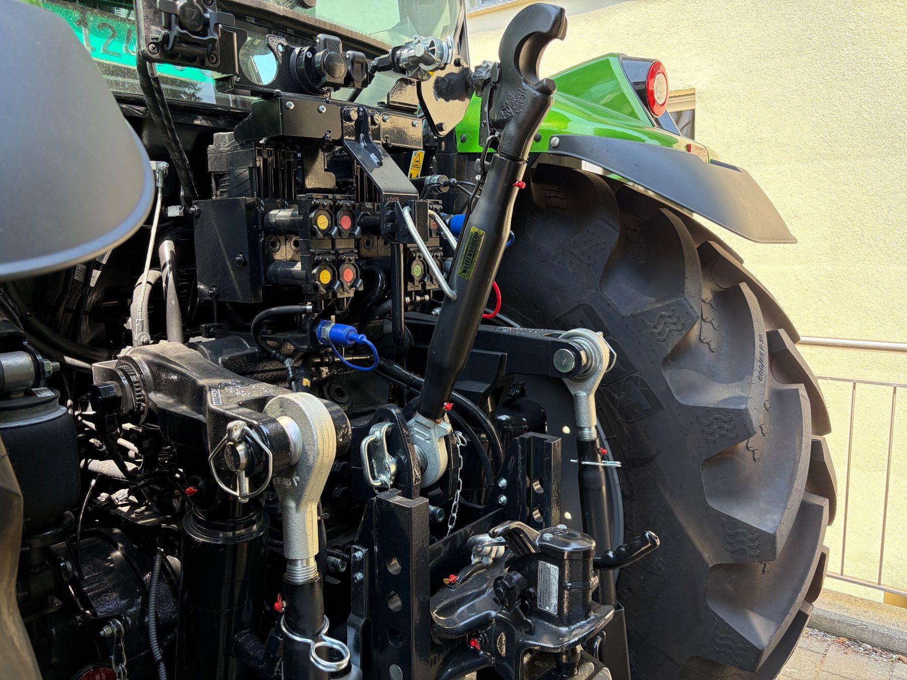 Deutz Trattori: Deutz 6135 C TTV – Usato da Buchs SG venduto da MLooser9470 2