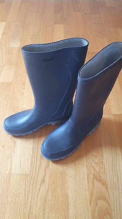 Scarpe da donna: Stiefel Grösse 37 – Usato da Niederwangen b. Bern venduto da thurncaro