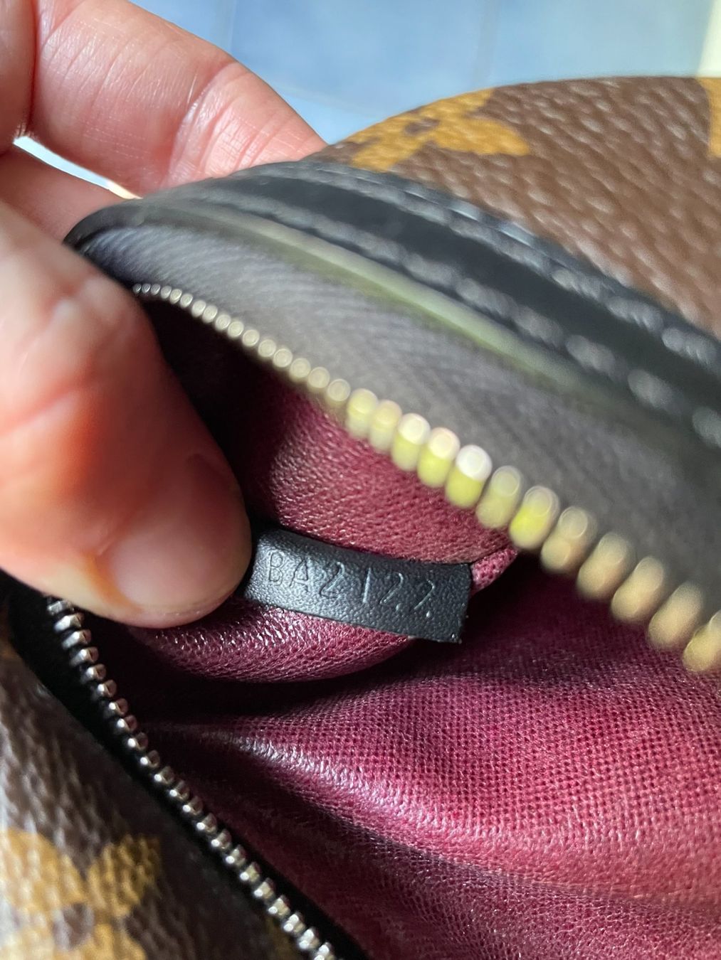 Louis Vuitton Kosmetikkoffer: Trousse de toilette Louis Vuitton – Gebraucht aus Neuchâtel von JMOL 7