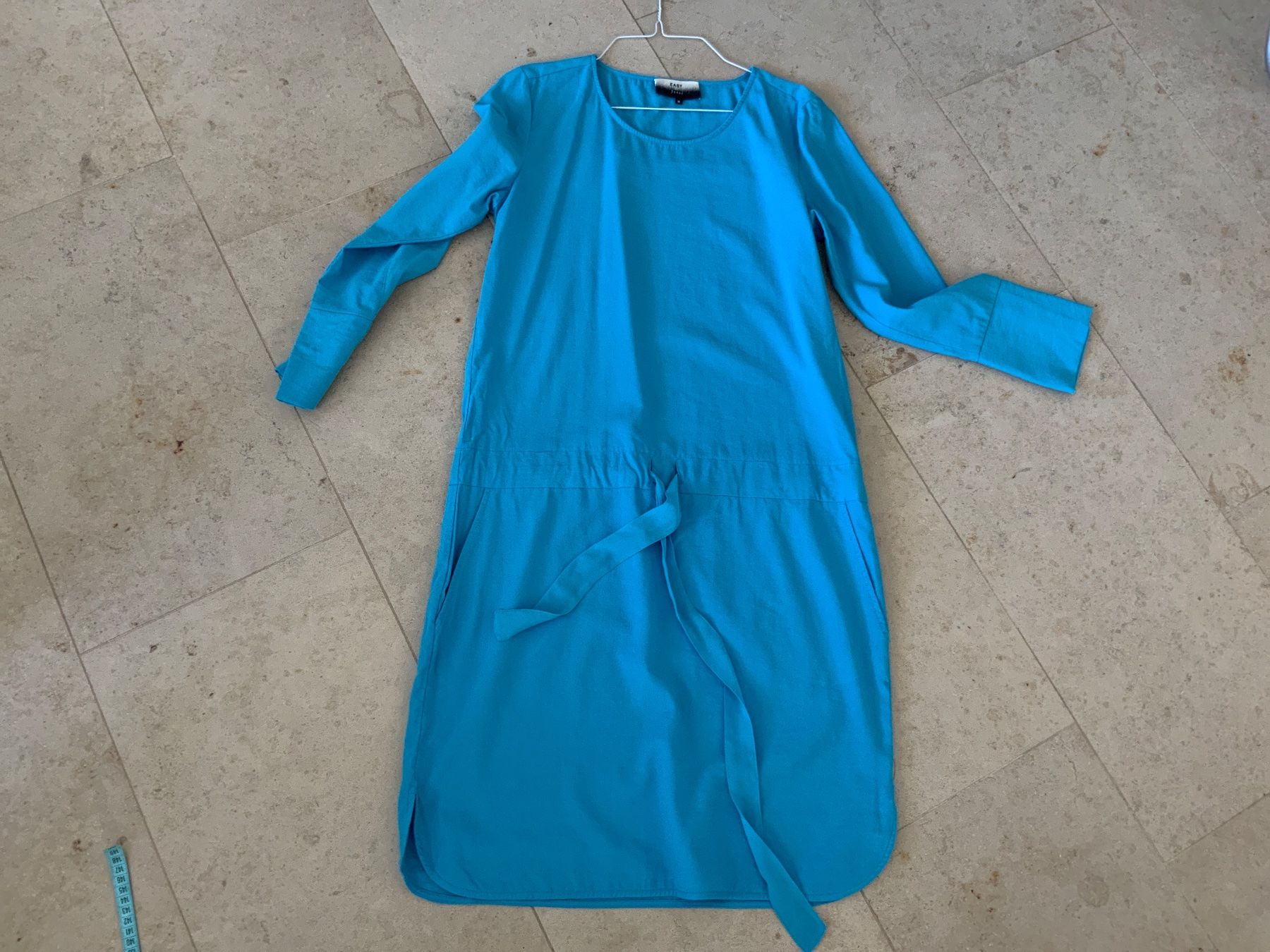 Kleider: Jones Kleid 36 – Gebraucht aus Buchs SG von Sunie