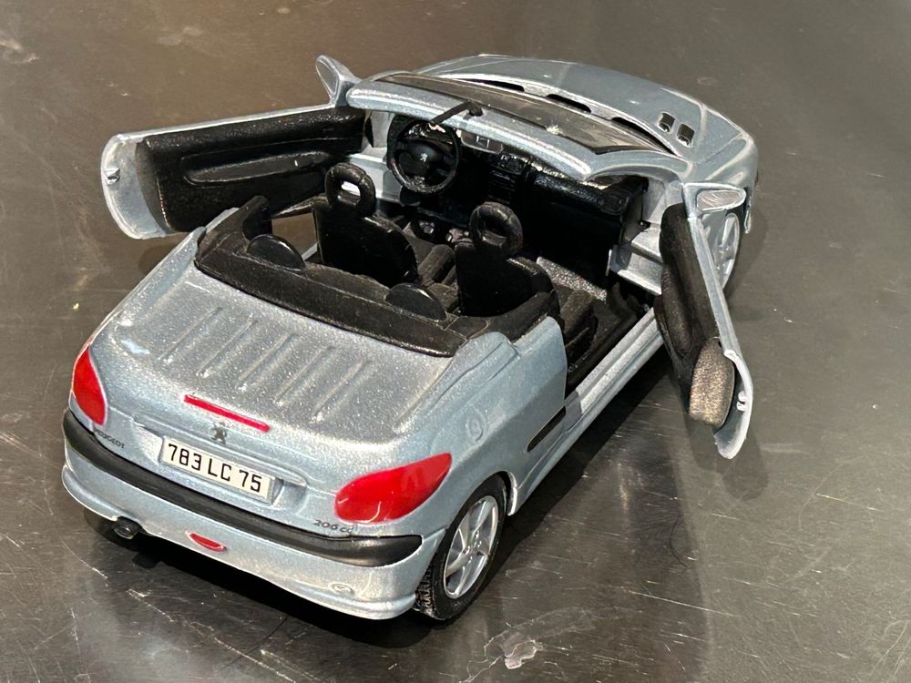 Peugeot 206 cc 1/24 2