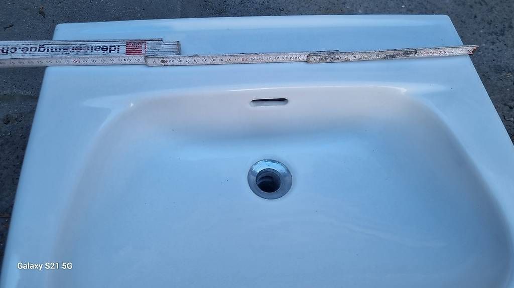 Spülbecken & Waschbecken: Lavavo – Gebraucht aus Corsier-sur-Vevey von hel_lvr5 2