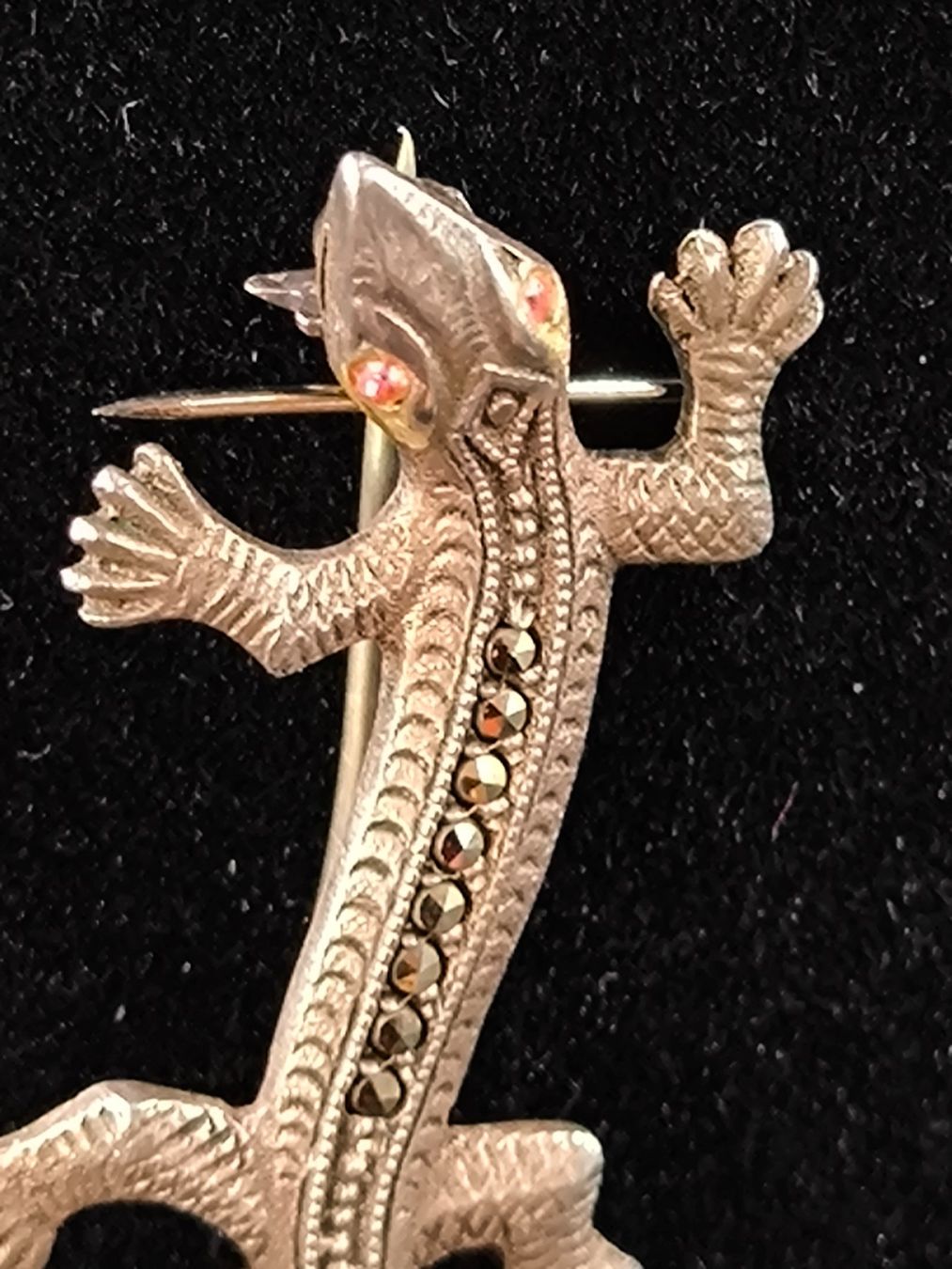 Broschen & Nadeln: Brosche Salamander, 800er Silber – Gebraucht aus Rorschacherberg von snOOpydOg11 4
