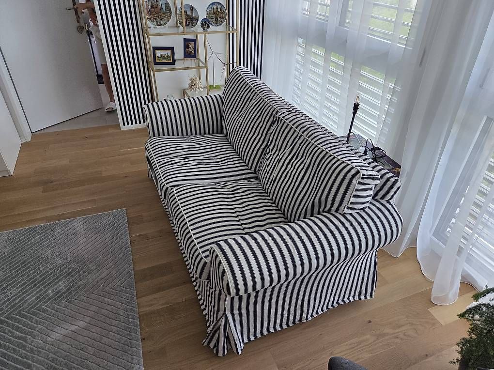 Sofas: Ikea Ektorp 2-Sitzer Sofa – D'occasion à Frauenfeld par Bogdan9999 1