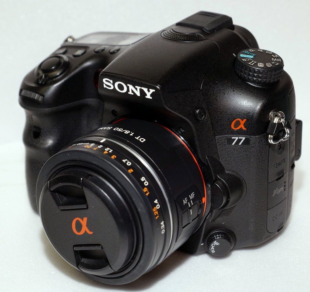 Sony Fotocamera: Sony A77  24MP mit 3 Sony Objektive – Usato da Dottikon venduto da Floppidogg77 1