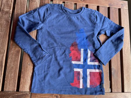 JAKO-O Langarmshirt Gr. 128/134 Norwegen-Flagge Wolf-shape